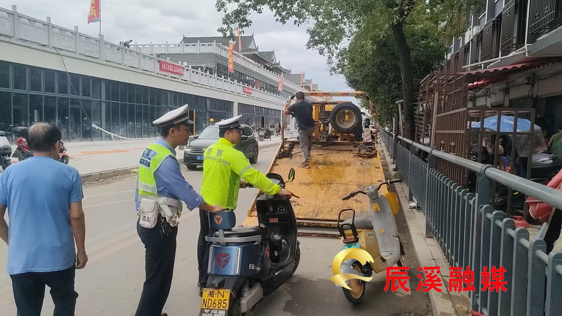 图片3.jpg 图片3.jpg